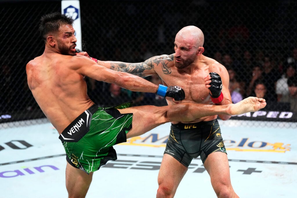 UFC 290: Volkanovski v Rodriguez