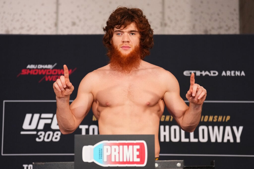 UFC 308 Official Weigh-in