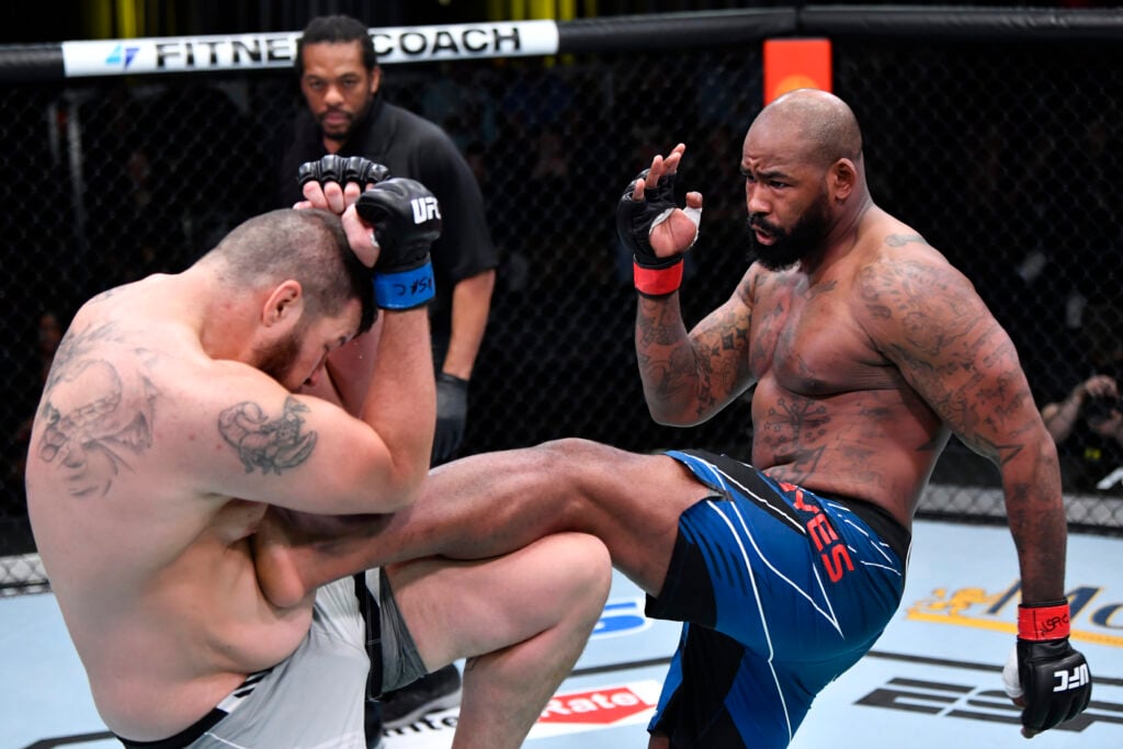 UFC Fight Night: Mayes v Parisian