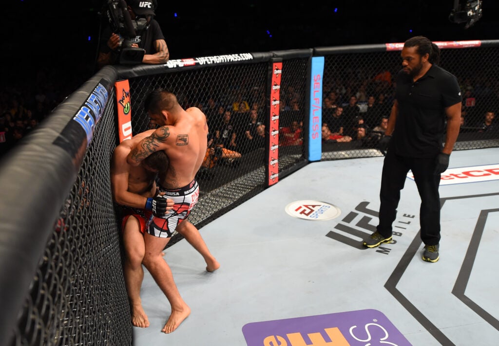 Image of Efrain Escudero vs Drew Dober