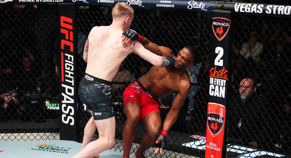 Sam Patterson punches Danny Barlow at UFC Vegas 103.
