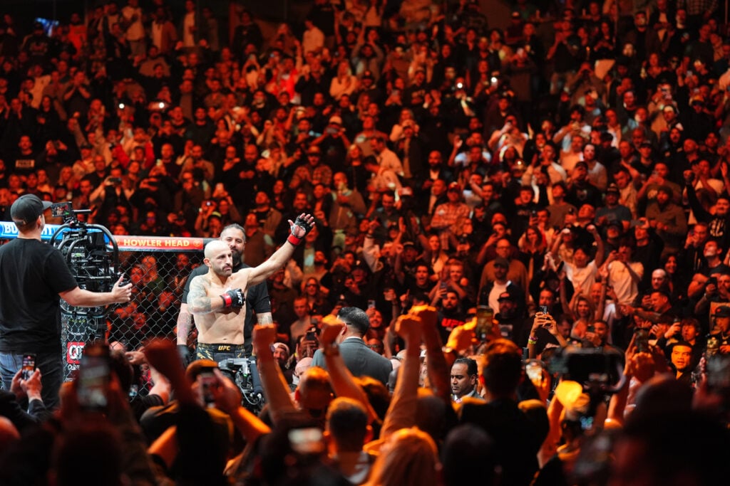 UFC 298: Volkanovski v Topuria