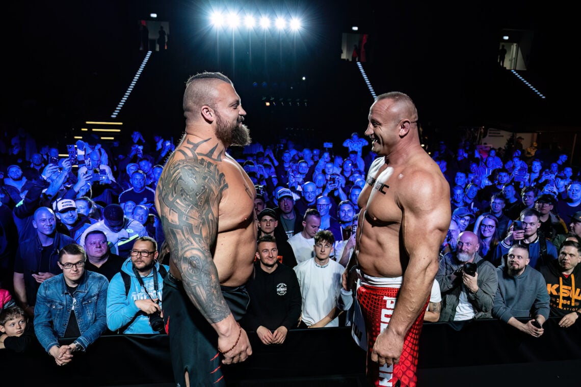 Eddie Hall and Mariusz Pudzianowski face-off