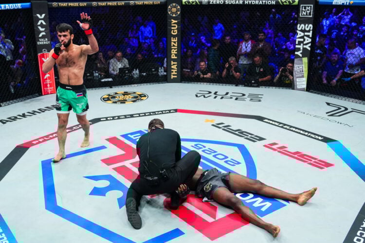 Gadzhi Rabadanov celebrates his 32-second KO win over Marc Diakiese