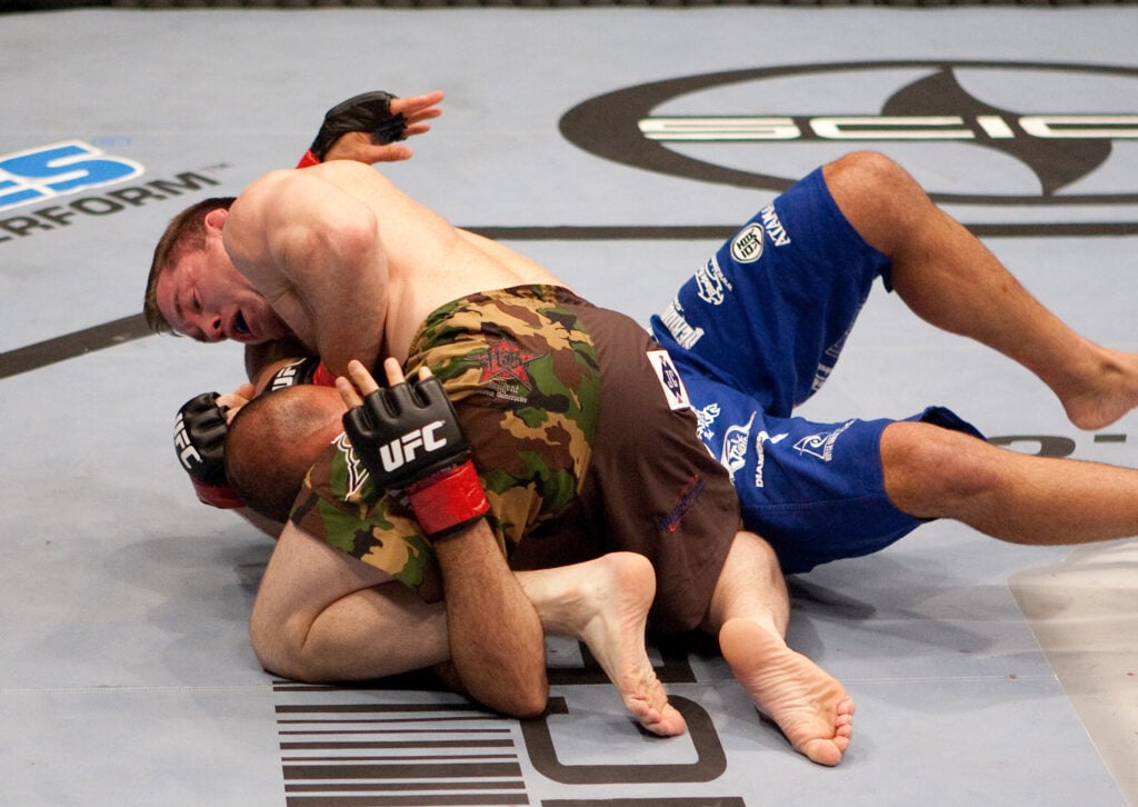 Matt Hughes controls Royce Gracie during UFC 60 fight
