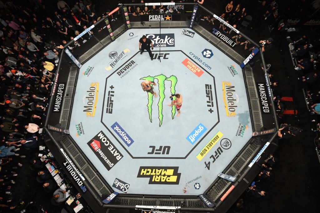 UFC 269: Oliveira v Poirier