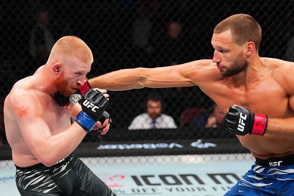 Reinier De Ridder lands punch on Bo Nickal during UFC Des Moines fight