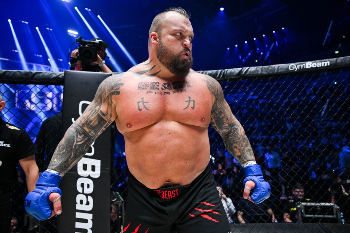 Eddie Hall in the cage after his win over Mariusz Pudzianowski at KSW 105