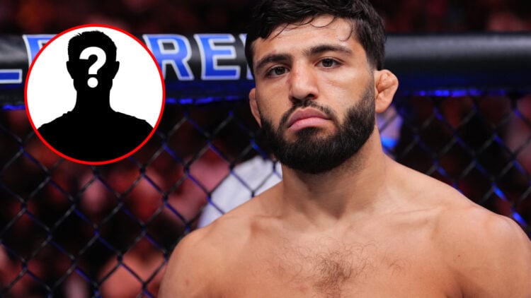 Arman Tsarukyan makes his walkout at UFC 300 for his fight, inset mystery