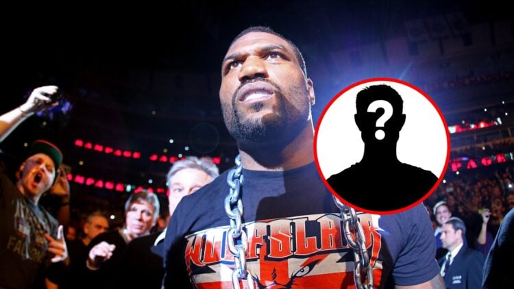 Quinton 'Rampage' Jackson walking out to UFC fight with mystery inset