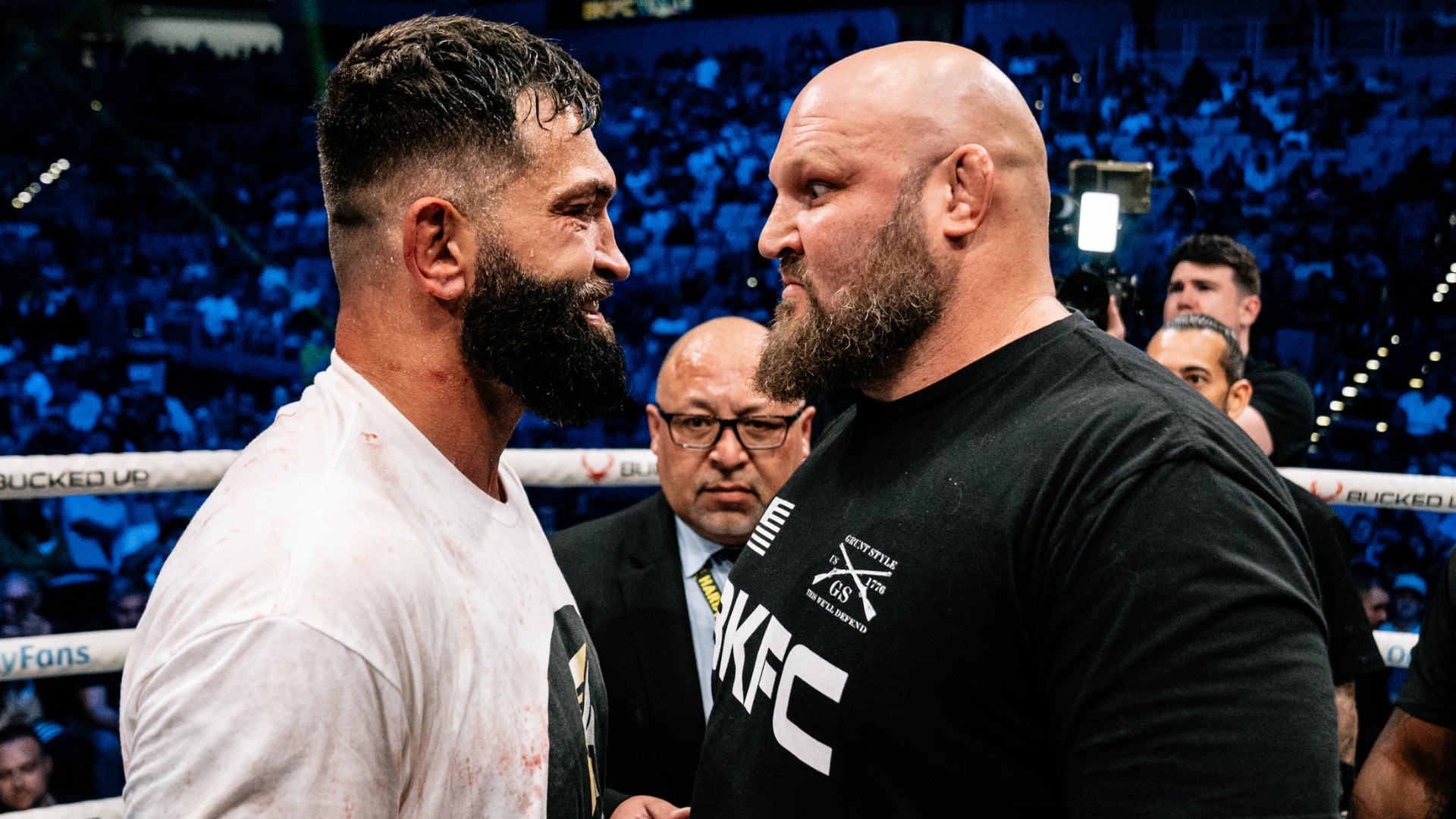 Image of Andrei Arlovski facing off with BKFC Champion Ben Rothwell at BKFC Texas