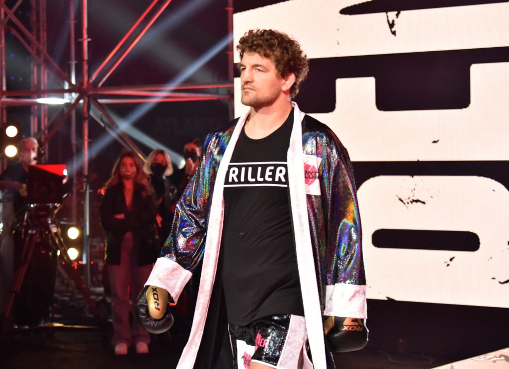 Image of UFC's Ben Askren walking out to his boxing match with Jake Paul