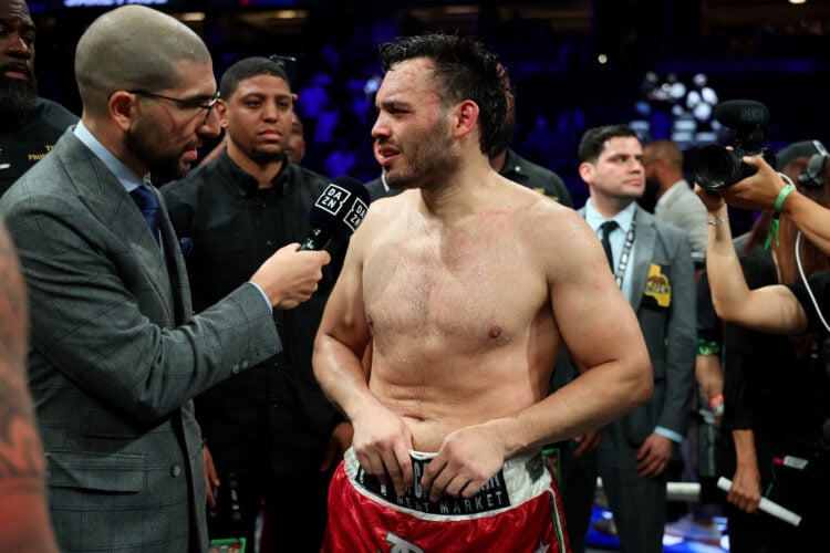 Photo by Cris Esqueda/Golden Boy/Getty Images