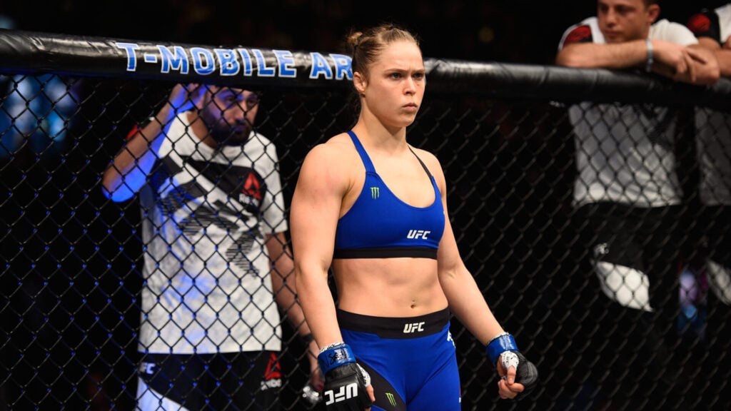 Image of Ronda Rousey preparing to fight at UFC 207