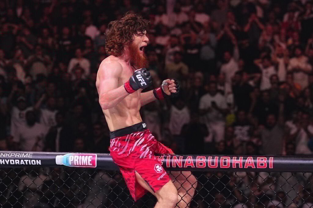 UFC 308: Magomedov v Petrosyan