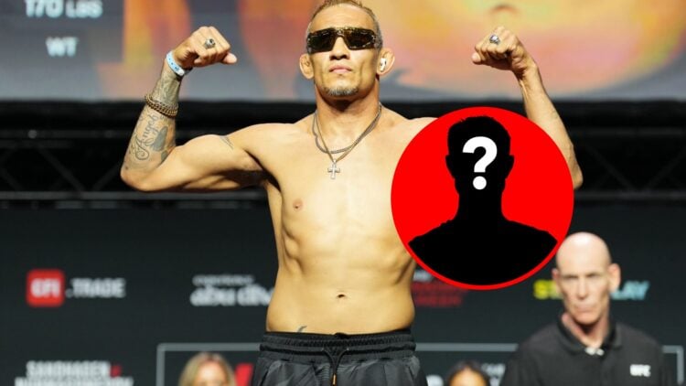 Tony Ferguson at UFC Abu Dhabi weigh-ins with mystery inset