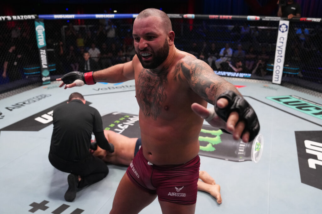 Dana White's Contender Series – Hokit v Uriel