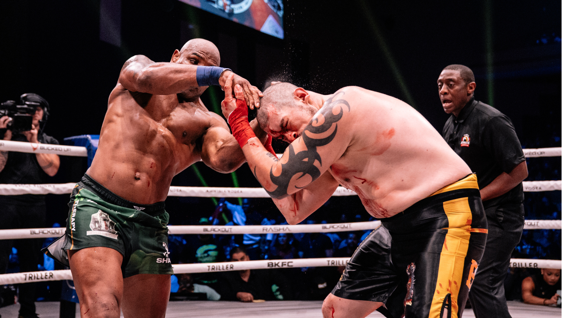 Yoel Romero punches Theo Doukas at BKFC 80