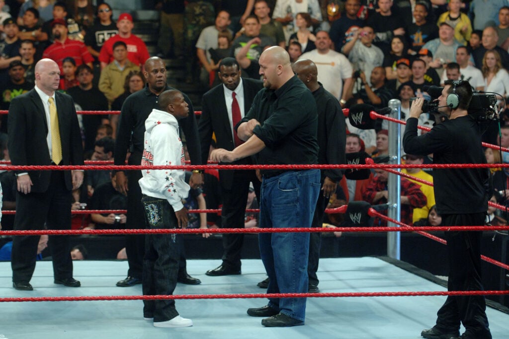 Floyd Mayweather Jr. and Big Show face off at No Way Out 2008