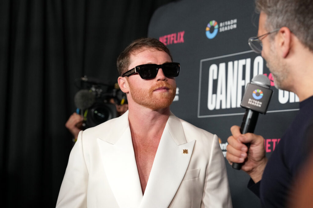 Canelo Alvarez makes his arrival in Las Vegas