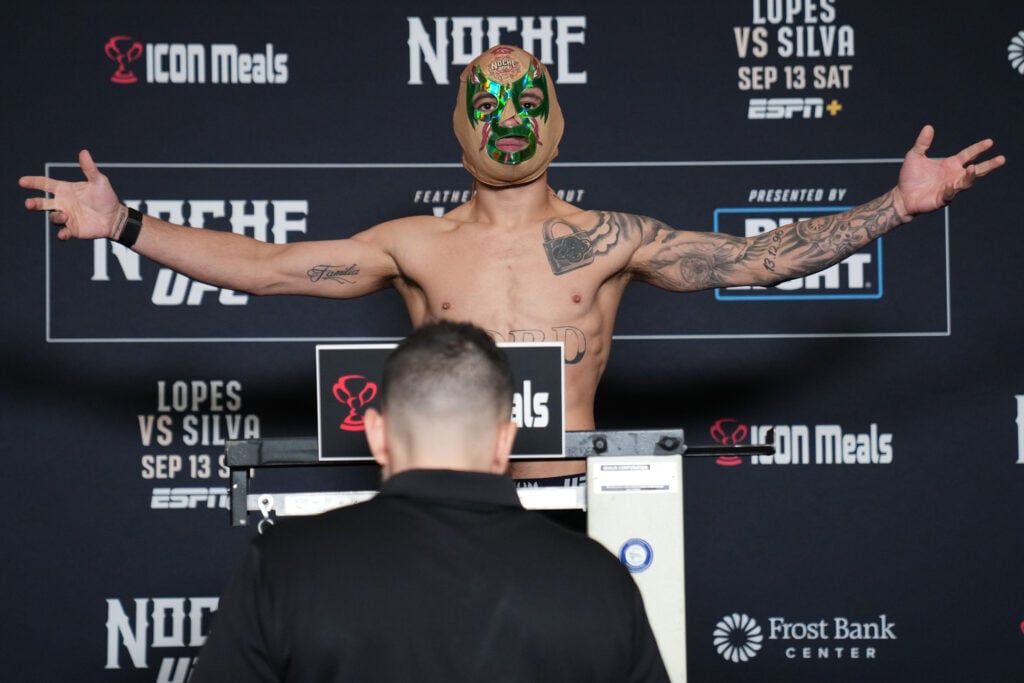 Jean Silva weighs in for his Noche UFC fight against Diego Lopes