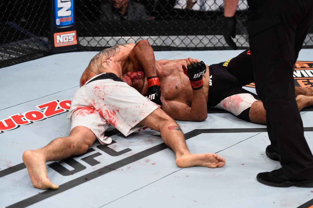 Tony Ferguson locks in a submission on Edson Barboza