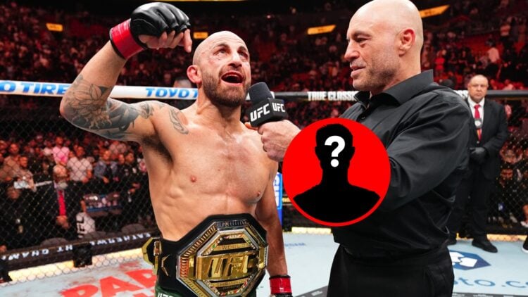 Alexander Volkanovski speaking to Joe Rogan at UFC 314