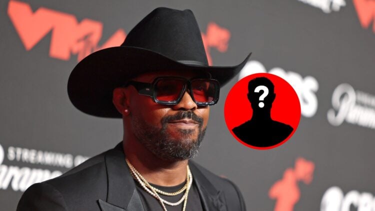 Jon Jones at the MTV Music Video awards, mystery inset
