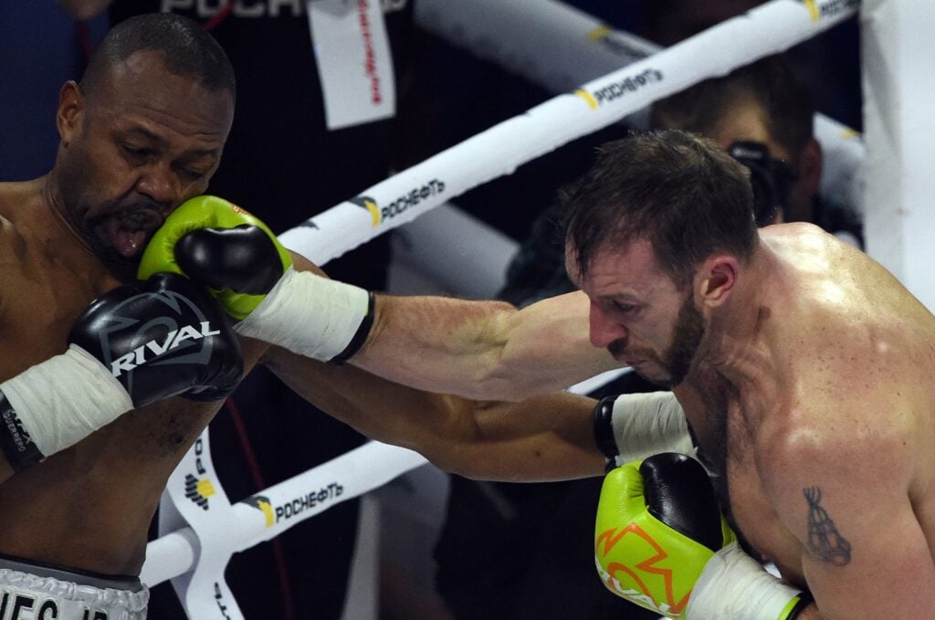 Roy Jones Jr. and Enzo Maccarinelli exchange punches during their December 2015 fight
