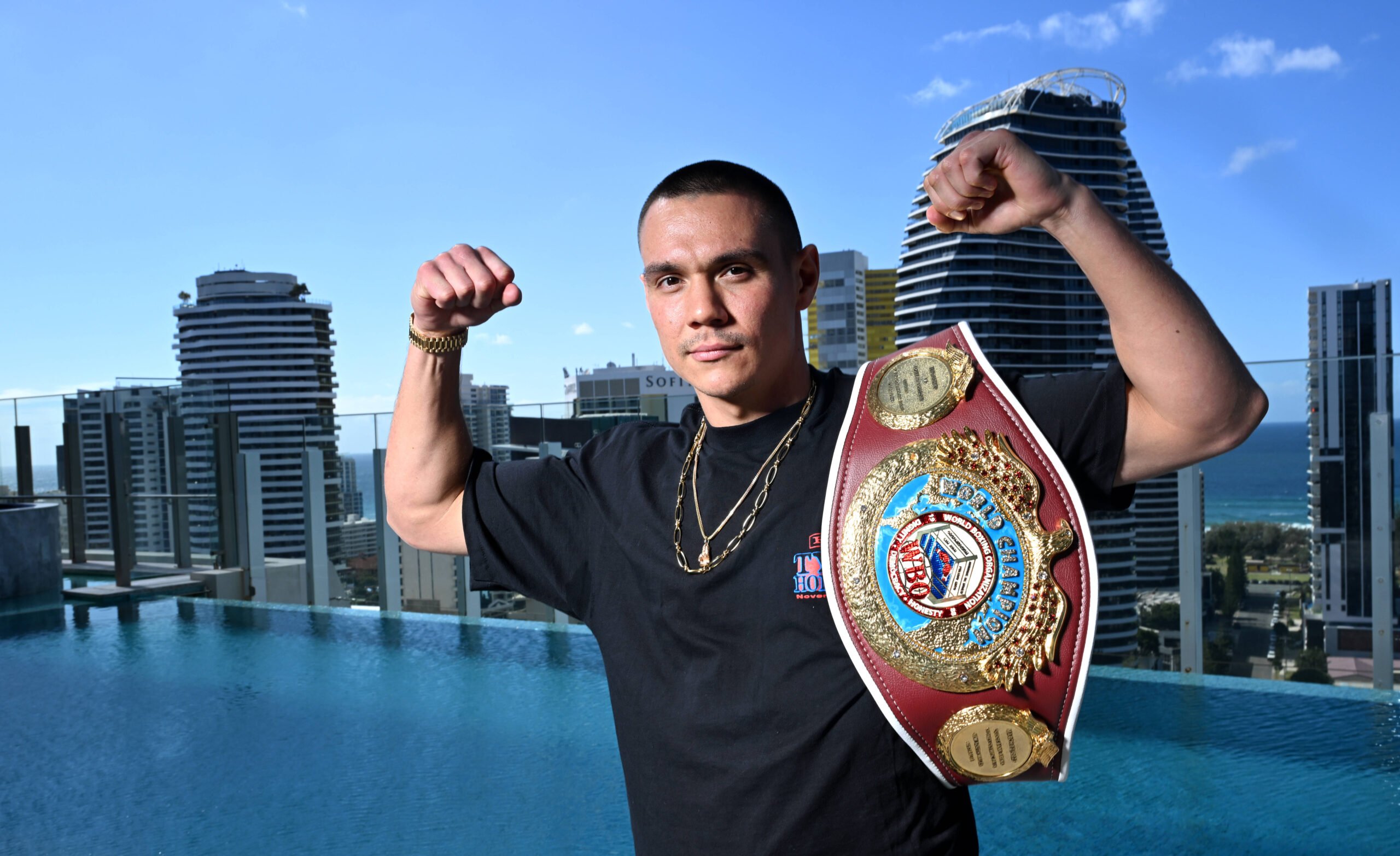 TIM TSZYU WORLD TITLE ANNOUNCEMENT, Australian boxer Tim Tszyu poses for a photograph during a press conference, PK, Pressekonferenz to announce his world title defence at The Darling at The Star on the Gold Coast, Wednesday, May 10, 2023. Tim Tszyu will make his first WBO super-welterweight world title defence against Mexican boxer Carlos Ocampo on the Gold Coast on June 18. ( !ACHTUNG: NUR REDAKTIONELLE NUTZUNG, KEINE ARCHIVIERUNG UND KEINE BUCHNUTZUNG! GOLD COAST QLD AUSTRALIA PUBLICATIONxINxGERxSUIxAUTxONLY Copyright: xDARRENxENGLANDx 20230510001796330232