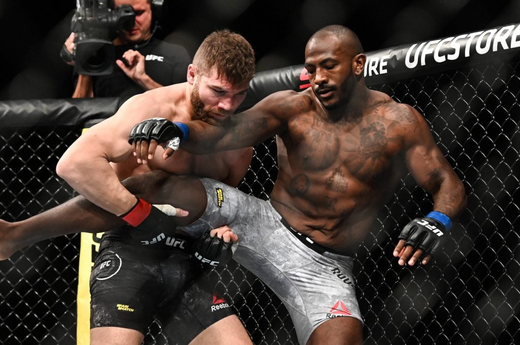 MMA: UFC Fight Night-Copenhagen-Cutelaba vs Rountree Jr., Sep 28, 2019; Copenhagen, DEN; Ion Cutelaba (red gloves) fights Khalil Rountree Jr. (blue gloves) during UFC Fight Night at Royal Arena. Mandatory Credit: Per Haljestam-USA TODAY Sports, 28.09.2019 21:27:58, 13430654, UFC Fight Night, Khalil Rountree Jr, Ion Cutelaba, MMA PUBLICATIONxINxGERxSUIxAUTxONLY Copyright: xPerxHaljestamx 13430654