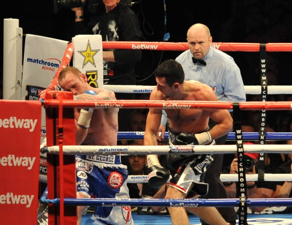 31.05.2014. Wembley Stadium, London, England. WBA and IBF Super Middleweight World Championship Carl Froch versus George Groves, Froch lines up Groves with a straight left and delivers the knock-out right in the 8th round xTrevorxPricex PUBLICATIONxINxGERxSUIxAUTxHUNxSWExNORxDENxFINxONLY ActionPlus11527085