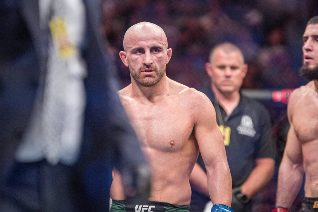 With less than two weeks until UFC 294, Alexander Volkanovski has stepped into the main event