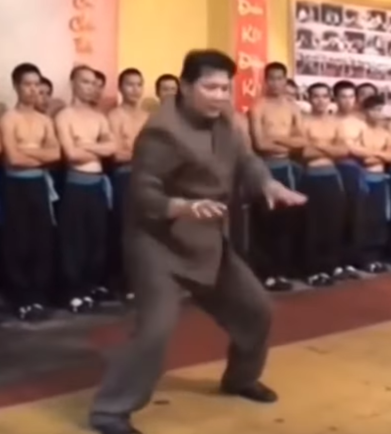 Fake martial arts master demonstrates his technique