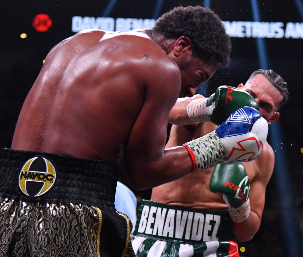 David Benavidez lands a right hand on Demetrius Andrade