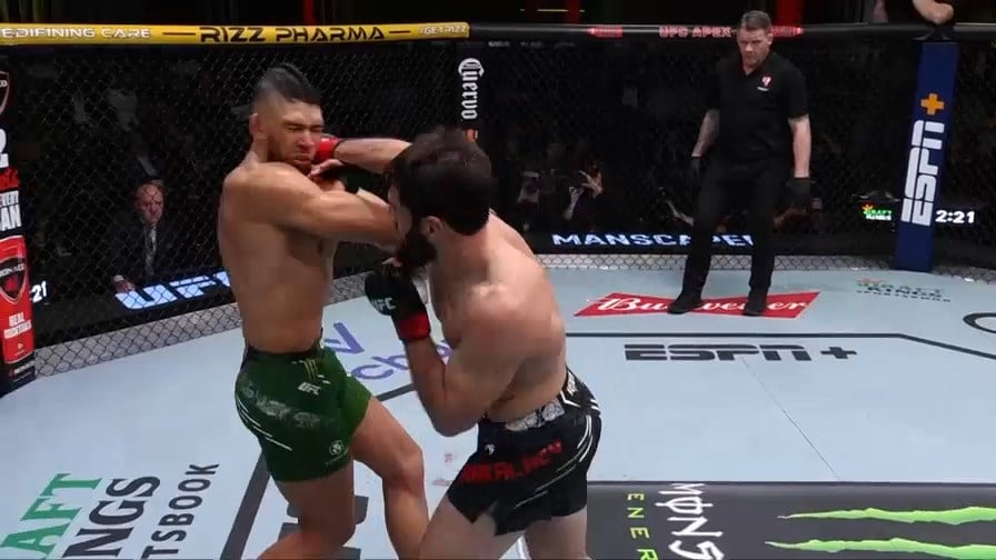 Magomed Ankalaev lands the finishing blow on Johnny Walker at UFC Vegas 84