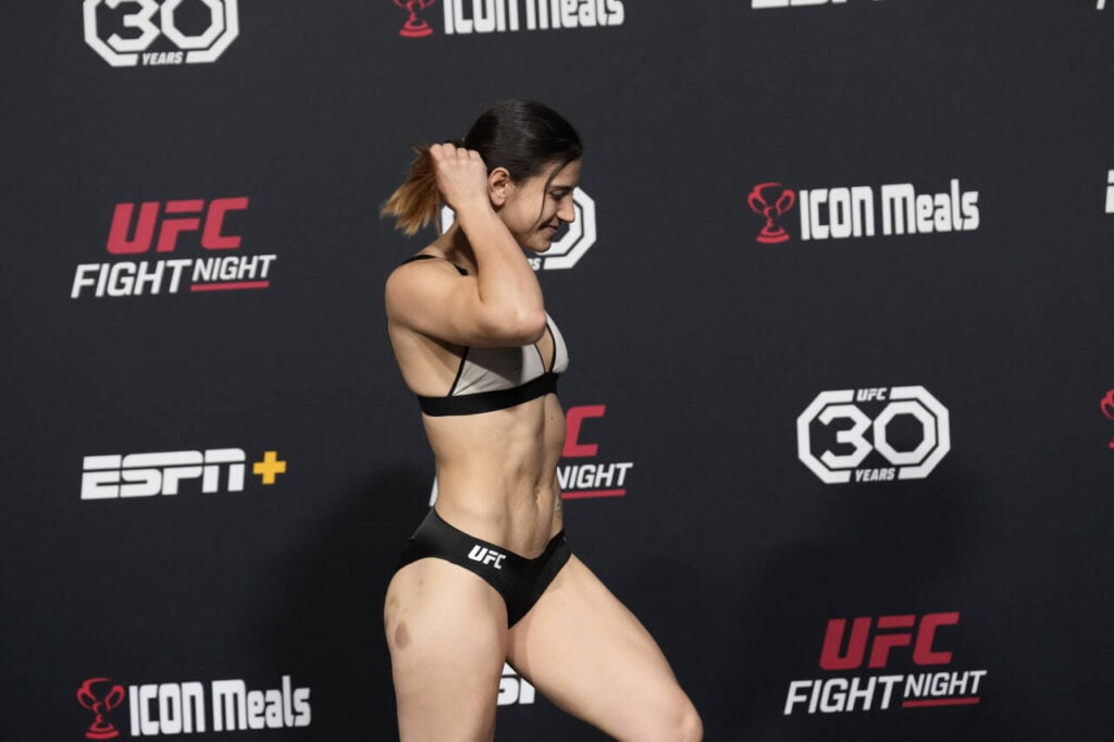 February 24, 2023, Las Vegas, NV, LAS VEGAS, NV, United States: LAS VEGAS, NV - FEBRUARY 24: Ailin Perez steps on the scale for the official weigh-ins at UFC Apex for UFC Fight Night - Krylov vs Spann on February 24, 2023 in Las Vegas, NV, United States. Las Vegas, NV United States - ZUMAp175 20230224_zsa_p175_043 