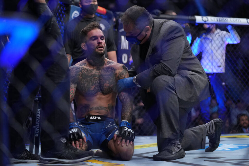 MMA: UFC 269-Garbrandt vs France, Dec 11, 2021; Las Vegas, Nevada, USA; Cody Garbrandt is looked at by the ring doctor following his TKO loss against Kai Kara-France during UFC 269 at T-Mobile Arena. Mandatory Credit: Stephen R. Sylvanie-USA TODAY Sports, 11.12.2021 19:52:42, 17342488, NPStrans, T-Mobile Arena, France, MMA PUBLICATIONxINxGERxSUIxAUTxONLY 17342488