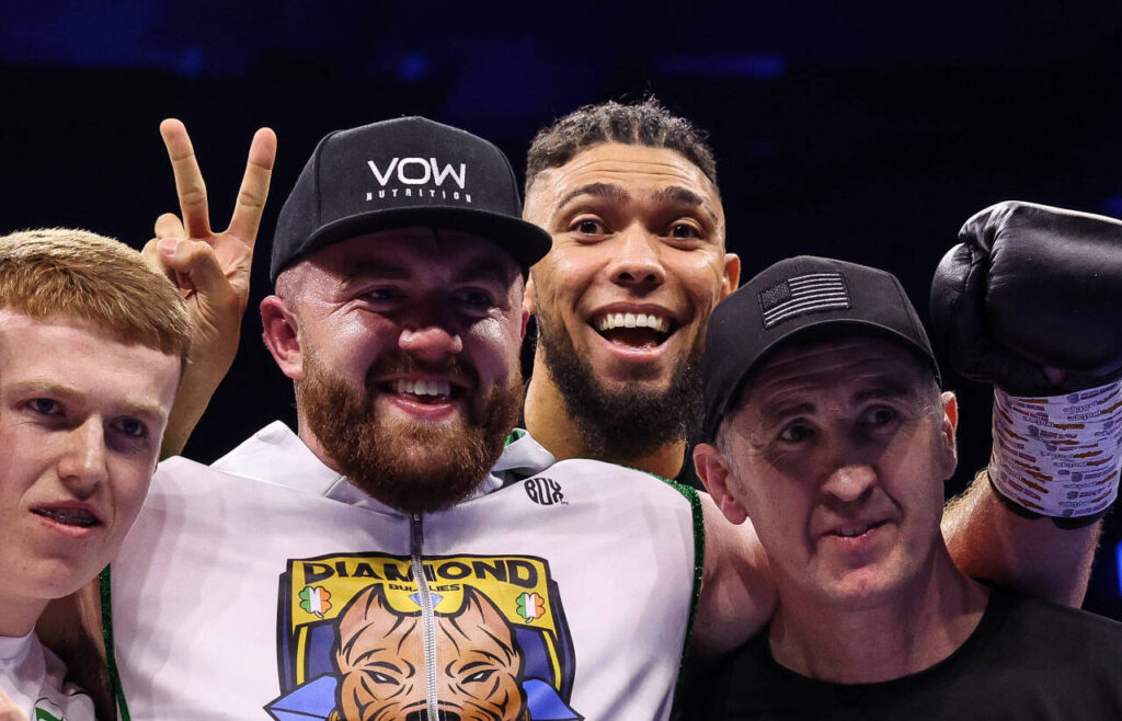Thomas Carty vs Jay McFarlane, 3 Arena, Dublin 20 5 2023 Celtic Heavyweight Title Thomas Carty celebrates his victory with UFC fighter Johnny Walker and Paschal Collins Thomas Carty celebrates his victory with Johnny Walker and Paschal Collins 20 5 2023 PUBLICATIONxNOTxINxUKxIRLxFRAxNZL Copyright: x INPHO GaryxCarrx 056A1295