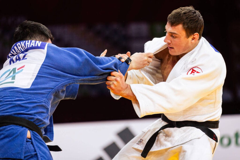 Men s -100kg 2024 Judo Grand Slam Paris in France - 04 Feb 2024 Nurlykhan Sharkhan (blue) of Kazakhstan and Daniel Eich (white) of Switzerland compete during the Men s -100kg 2024 Judo Grand Slam Paris. The Accor Arena, in Paris, hosted the Paris Grand Slam from the 2nd to the 4th of February, an event on the world circuit of the International Judo Federation (IFJ). On Sunday, the last day of the competition, athletes in the Men -90kg, -100kg, +100kg and Women -78kg, +78kg categories competed. Paris France xSOPAxImagesx ParisGrandSlam2024Day3_TP_026