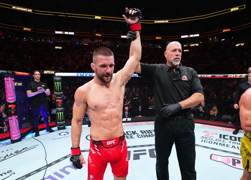 Mateusz Gamrot gets his hand raised after beating Rafael Dos Anjos