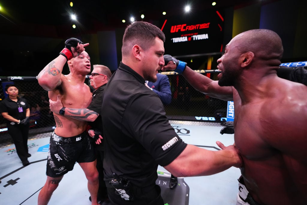 UFC Fight Night: Battle v Loosa